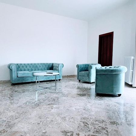 Angela'S Apartment. Elegant Two Bedroom House In Irsina Luaran gambar